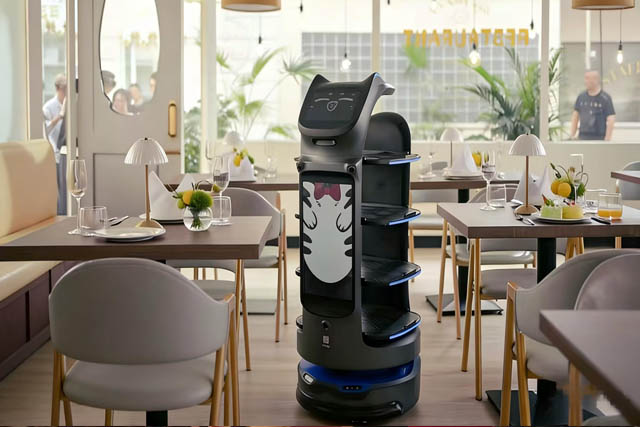 餐饮送餐机器人